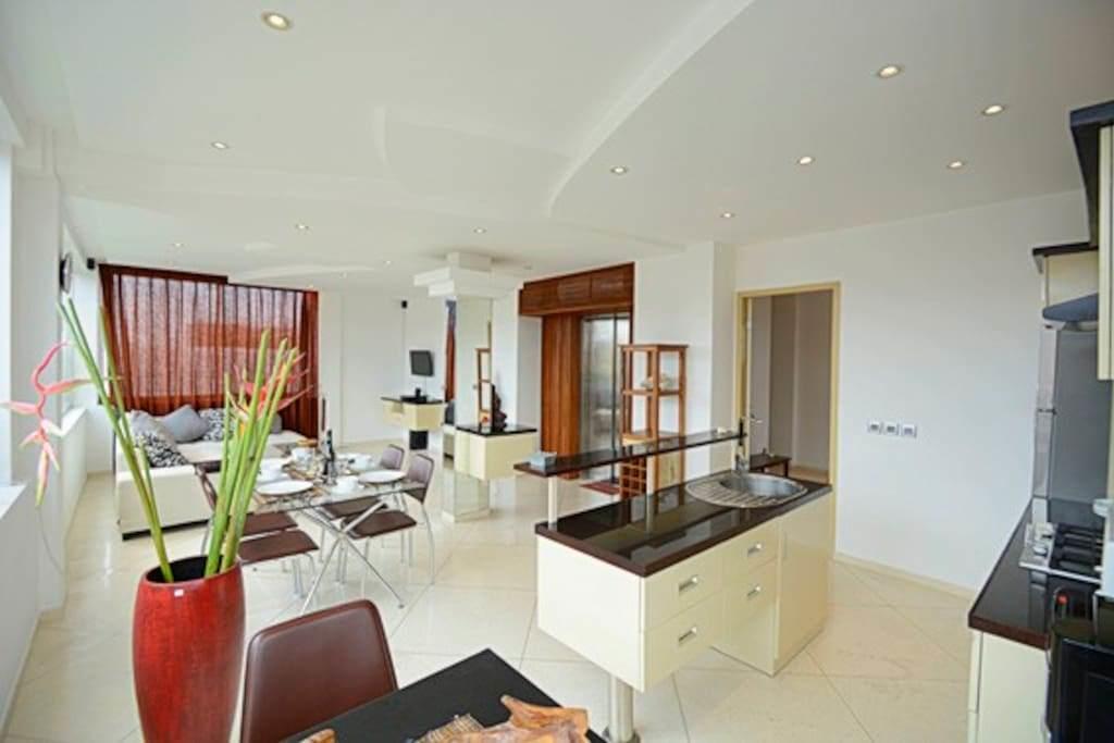 Flora Apartment Bali Семиньяк Экстерьер фото